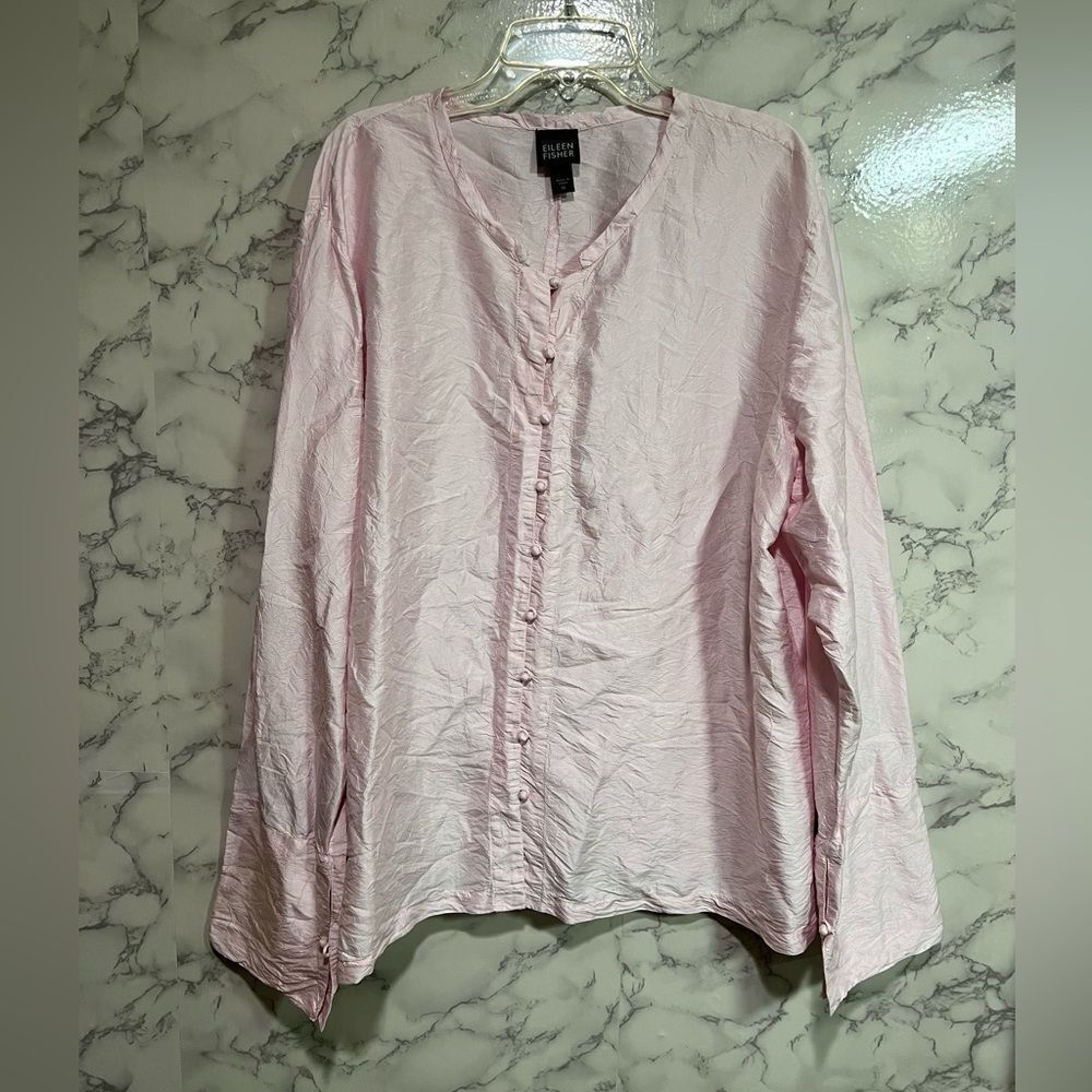 Eileen Fisher  100% Silk Textured Long Sleeve Button Up Shirt XL